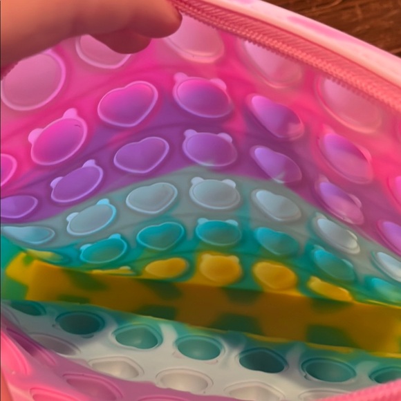 Colorful Heart Pattern Tablet Cover - Picture 2 of 4